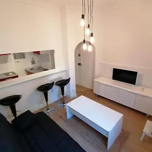  Appartement Joli T2 Renove A 100m De Monaco